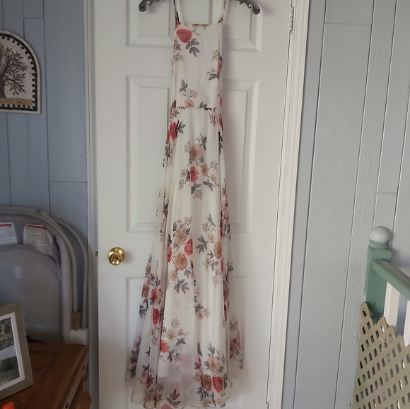Maxi dress - Picture 1 of 3